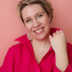 Елена Шаповалова